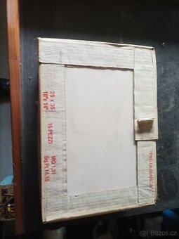 Obkladačky bílé glazované