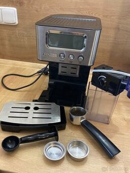 Kávovar SENCOR SES 4090SS Espresso