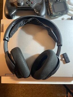 Sluchátka SteelSeries Artic nova 5