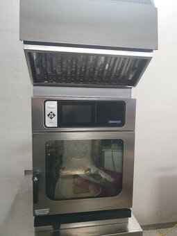 Konvektomat MKN Space Combi s kondenzační digestoří