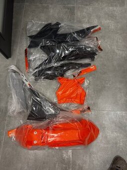 Sada plastů ktm