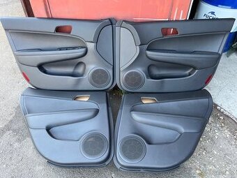 Tapec tapecirung výplň dveří Hyundai i30 5dv hatchback