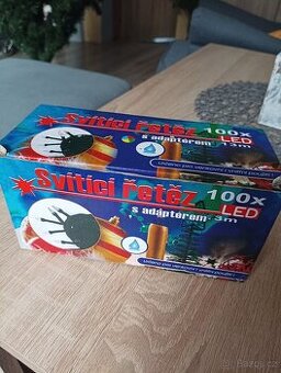 Barevný světelný řetěz LED 13 m venkovní použití