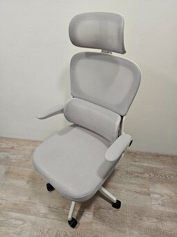 Kancelářská židle PRO Ergonomic - šedá