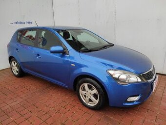 Kia Céed 1.4 16V KOUPENO V ČR NAJETO 126 tis. km