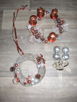 VANOČNI DEKORACE -- MĚDĚNO-STŘIBRNE -- NOVE