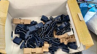 Úchyty lamelový rošt