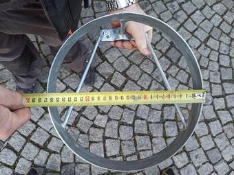 Kryt vrtule lodního elektomotoru