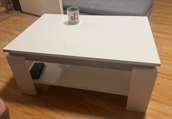 Obývací stůl