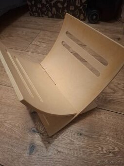 IKEA BERRAN stojan na časopisy