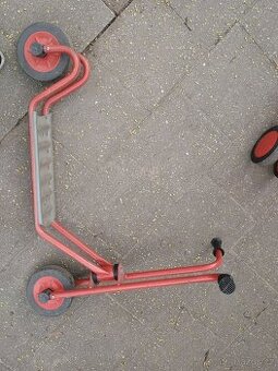 Koloběžka + prilba