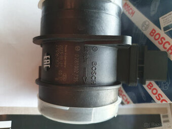 Váha vzduchu VAG 0281002735  octavia 2 RS  03G 906 461 C