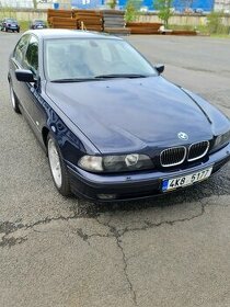 BMW 540i e39  83 500km v top stavu
