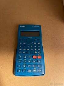 Vědecká kalkulačka Casio fx220 plus