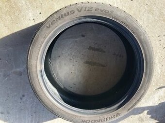 Letni Pneu Hankook Ventus v12 evo2, 225/45/R19