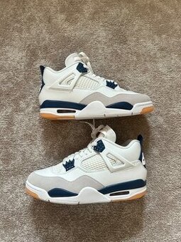 Jordan 4 SB navy blue
