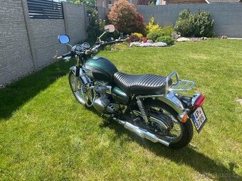 Kawasaki W800