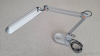Stolní lampa