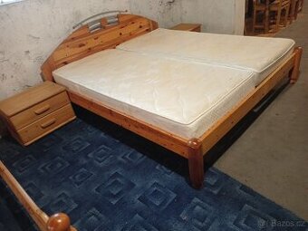 Moderní selská postel 180