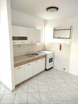 Pronájem bytu 3+1 90 m² Frenštát pod Radhoštěm - 1