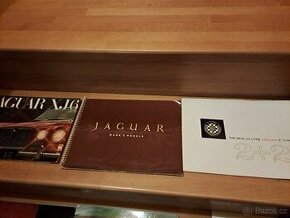 Prodám dobové prospekty Jaguar