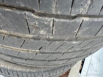 Pneumatiky 295/35/R21
