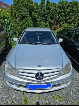 Mercedes c220 na splátky bez nahlížení do registru