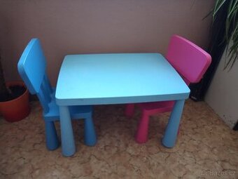 IKEA Mammut 2 židle, stolek