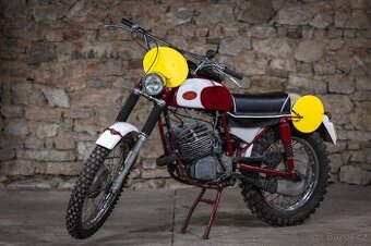 JAWA 250/652 ''SOUTĚŽNÍ TRUBKA''