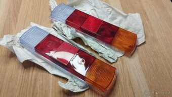 Škoda 100 110r nové kryty Zadních Světel - 1