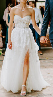 Luxusní svatební šaty (korzetové s krajkovým zdobením, velik