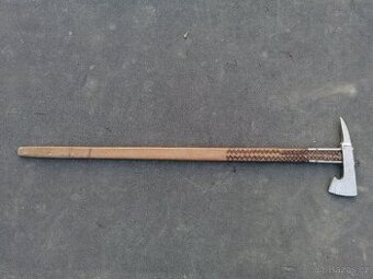 Predám starožitná hasičská sekera - 1