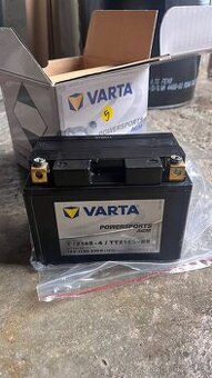 Varta 12V 11Ah 230A moto baterie