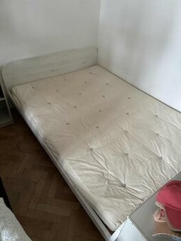 SLEVA 3500 Kč Postel + matrace (futon) 140x200