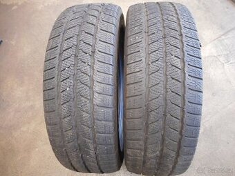 215/60R17C