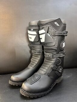 Nové motcrosové boty Shot