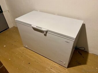 Pultový mrazák Goddess – 300 l – plně funkční