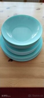 Sada talířů