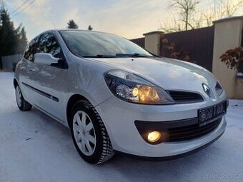 Renault Clio FACELIFT 1.6 16V 135396km.