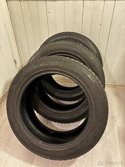 Zimní pneu 215/55/R17 - 1