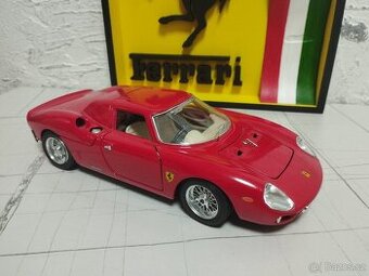Ferrari 250 Le Mans 1/18 Bburago