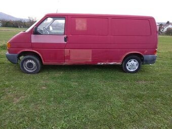 VW Transportér T4  2.4D bez motoru.