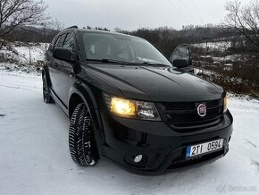 Fiat Freemont Black code 4x4, automat,tažné zařízení.