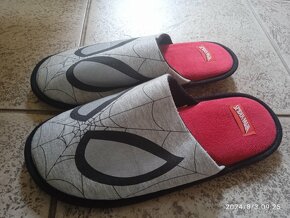 Daruji za velkou milou papuče  nové vel 44,43,42
