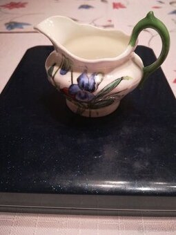 Prodám porcelánovou konvičku zn. Mintos