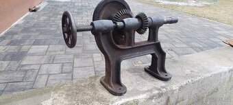 Stará kovářská vrtačka