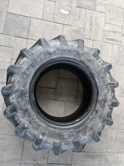 Traktorové šípové pneu 280/70 R16
