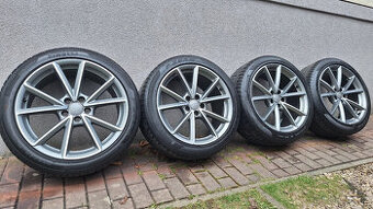 Audi originál R19 RS 9.0JX19H2 ET32 + Pirelli P-Zero 255/40