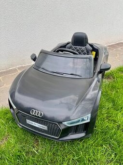 Dětské elektrické autíčko Audi