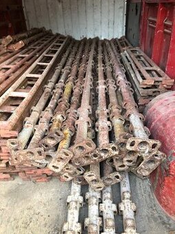 Proodam Lešeni haki , sesava, dily atd -podpěrné stojky